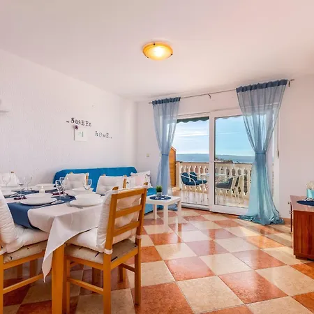 Mit Balkon Und Meerblick By Interhome Appartement