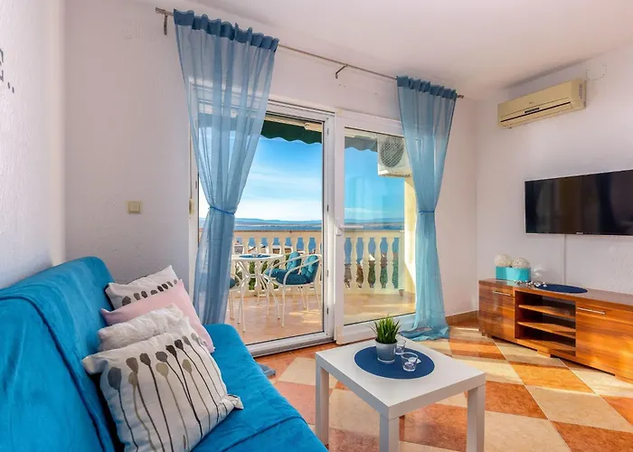 Mit Balkon Und Meerblick By Interhome